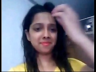Desi girl playing pussy - 2 min